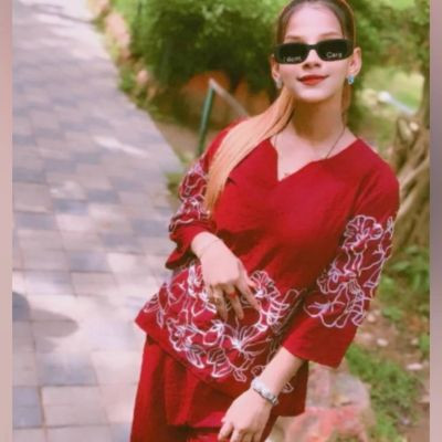 108573636980637584276 