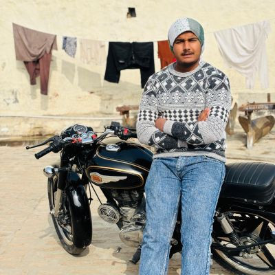 varnitsaini varnitsaini