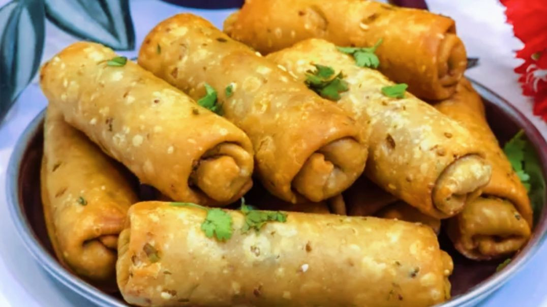सिर्फ दो आलू से बनाएं बहुत ही टेस्टी क्रिस्पी चटपटा रोल