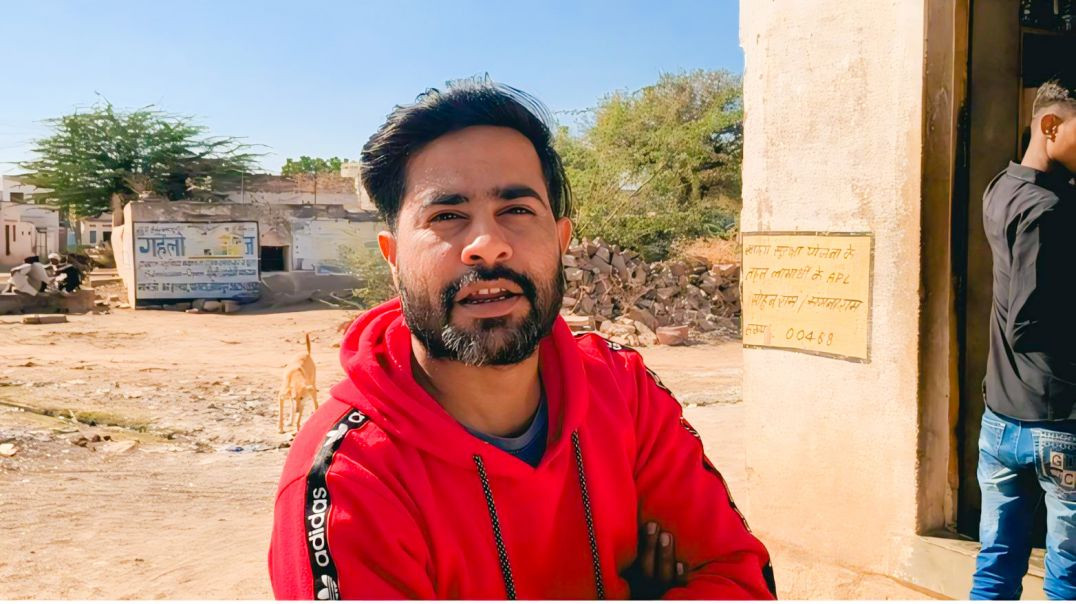 ⁣बाइक पे बिठा के कौन इंटरव्यू लेता है 😜 kp Choudharyy desi village life vlogs - 03 Part - 01