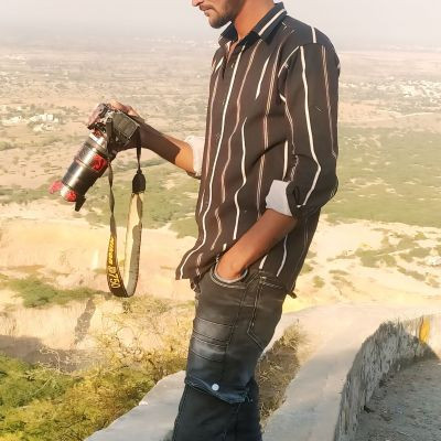 108657748682978322714 