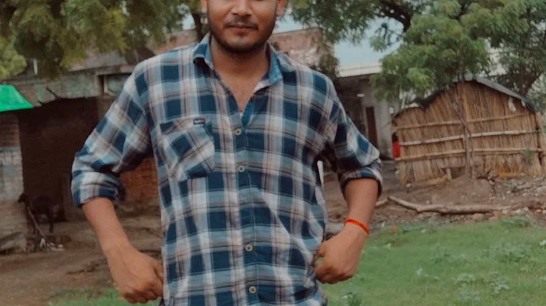 ⁣एक छोटे शहर में आरव नाम का एक लड़का रहता था। वह अक्सर उदास रहता, क्योंकि उसकी ज़िंदगी वैसी नहीं थी ज