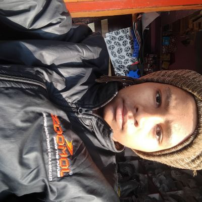 103876017544051643188 