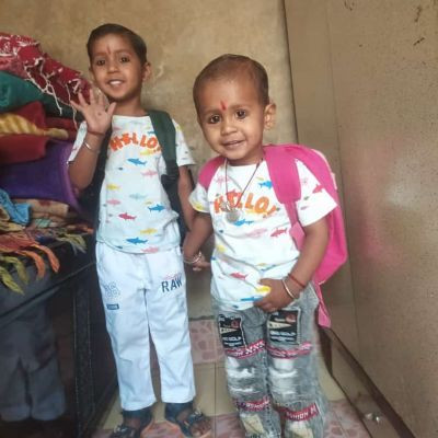 102802104179110415208 