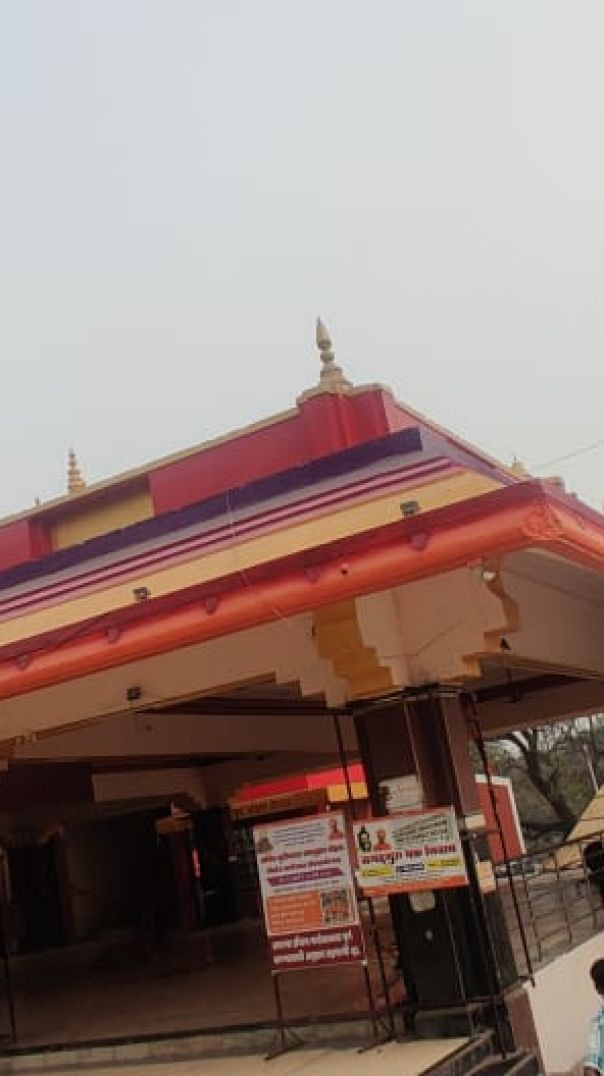 Mela ka enjoy lete hua hamara bhai 🤪🤪🤪