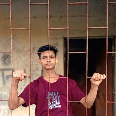 105646554077802886373