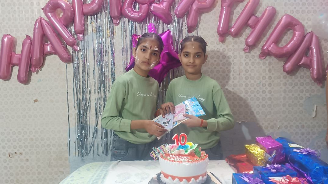 ⁣birthday gift opning