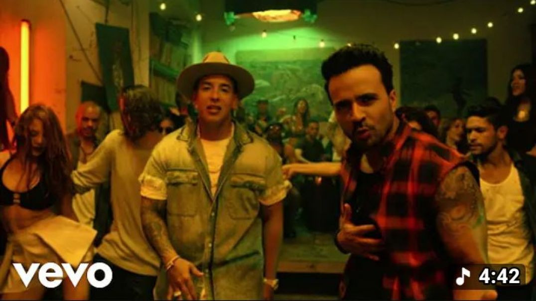 Luis Fonsi - Despacito ft. Daddy Yankee