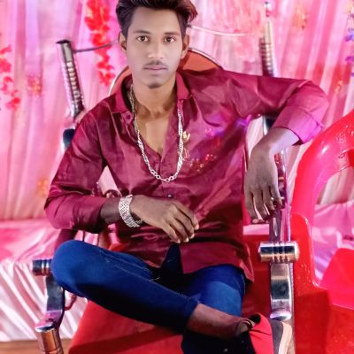 100436706863378259745