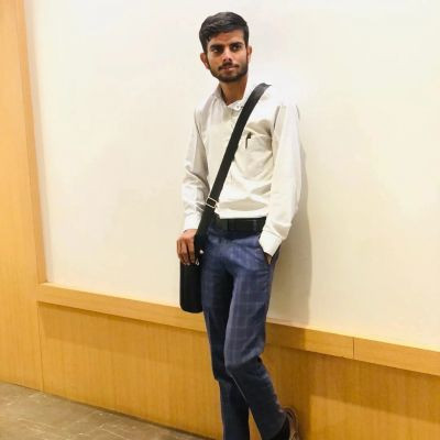 116958278775940355768 