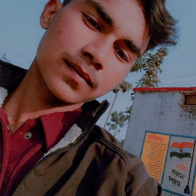 107708779771619535636 