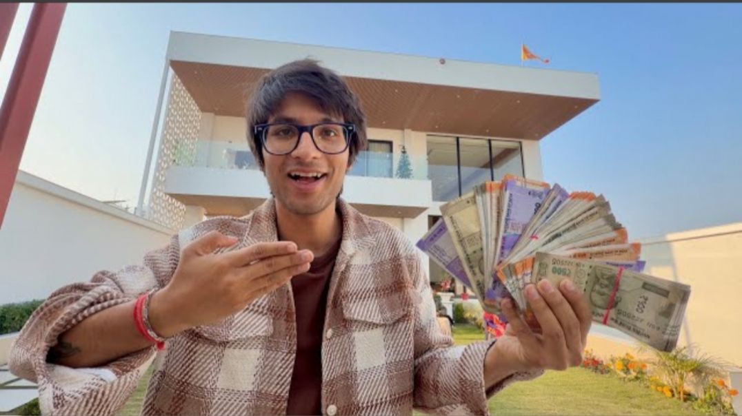 ⁣New Gharpe 1 Lakh Rupees  Chupa Diye 😍 Jisko Mile Uske