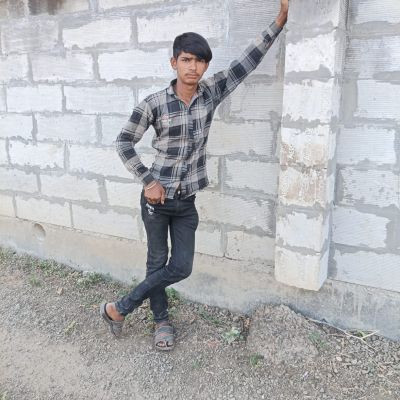 105571686650662369563 