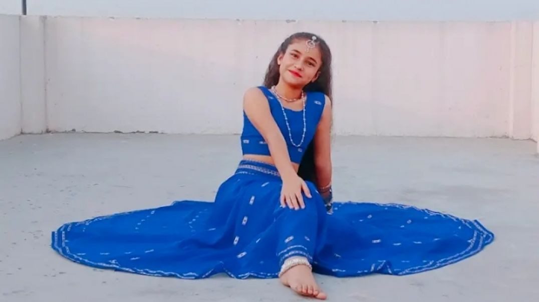 lut_gaye_dance_video_emraan_hashim_jubin_nautiyal_dance