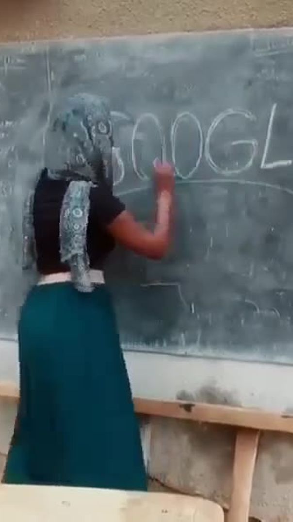 google meme teacher _ google reading funny _ google spelling funny(480P)