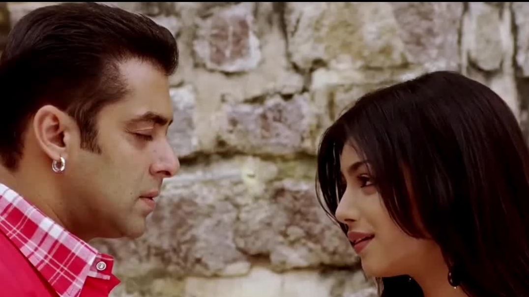 ⁣Bollywood Hit movie