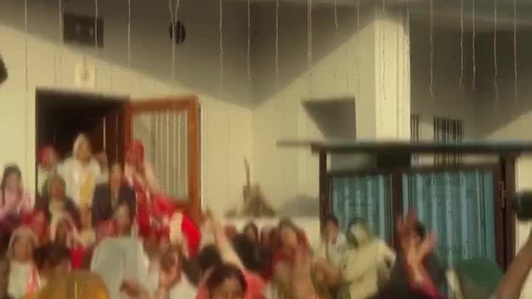 ⁣Bhabhi nach le…