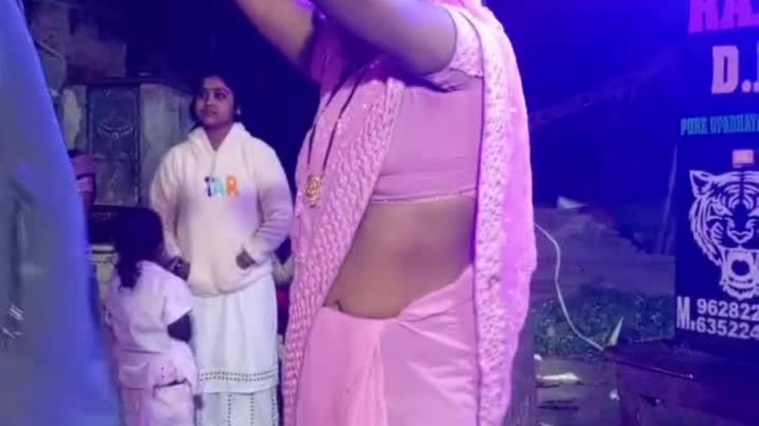 ⁣Bhabhi ka dance