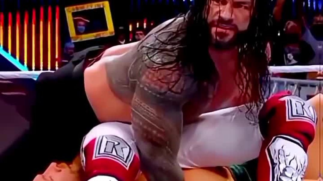 ⁣HONESTLY ☠️ I THINKING YOUR MIC IS NOT  WORKING #wwe #romanreigns #bronbreakker #attitude #shorts