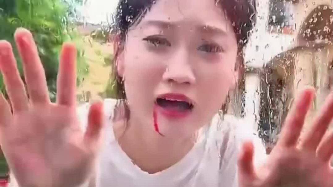 ⁣लड़की मुसीबत में आ गई 🫣 #apnatube