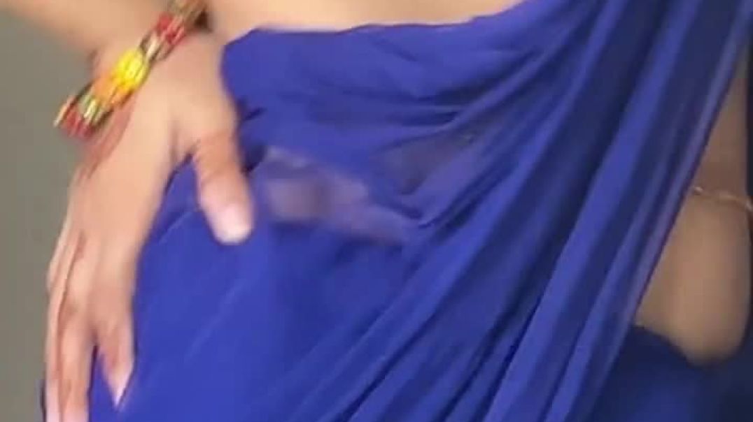 ⁣lovelyofficial1001-20260106-0001