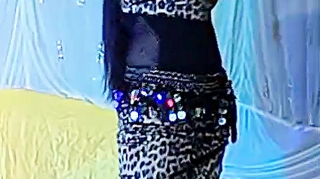 ⁣Kamar Kare Lach Lach Lach #Dance #reels #shorts #india