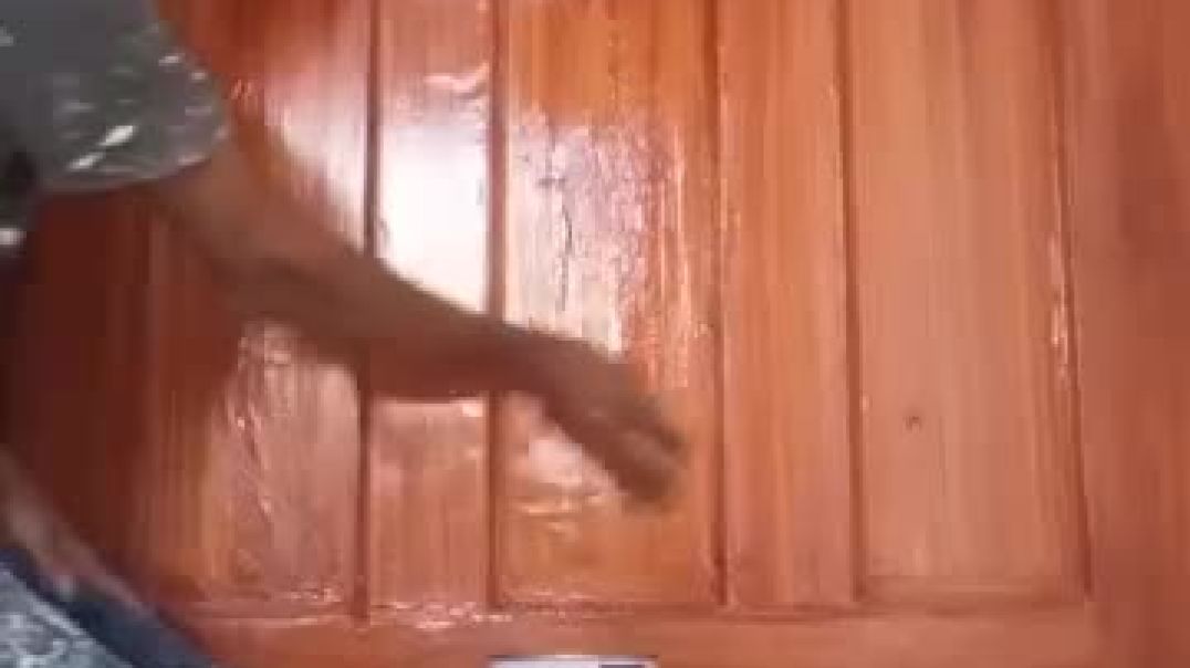 दरवाजा ना रेशा पेंट