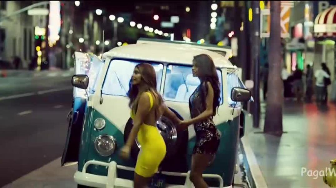 ⁣Blue Eyes - Yo Yo Honey Singh (PagalWorld