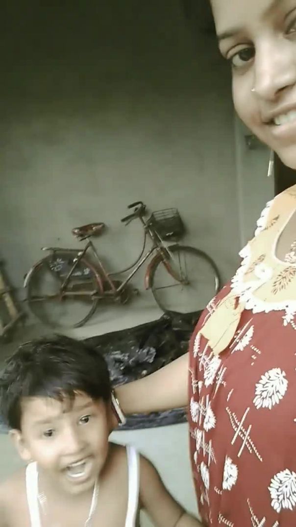 ⁣মাসি ও বোনঝি।