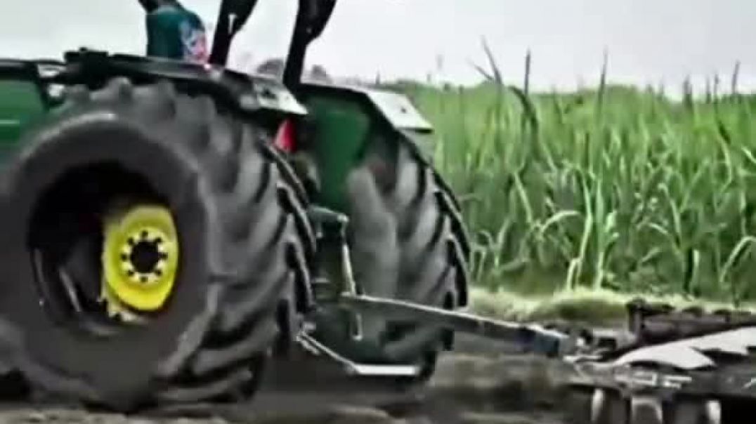 ⁣असली ताकत!  Monster Stunts 🚜💨