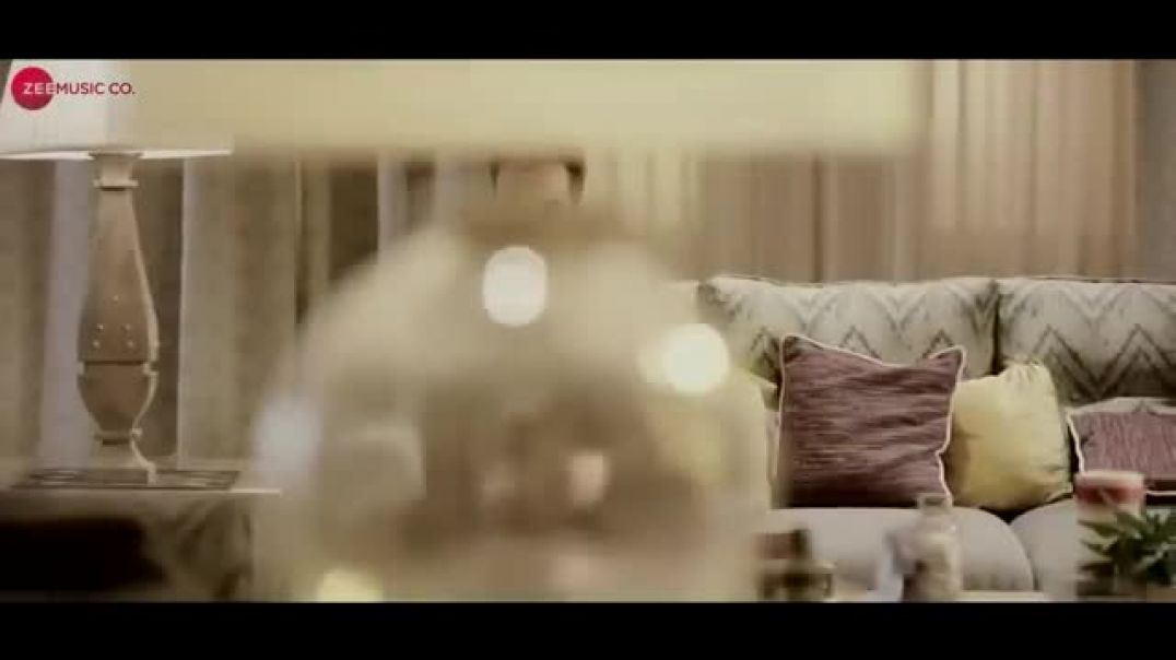 ⁣Tere_Jism_-_Official_Music_Video___Sara_Khan___Angad_Hasija(360p)