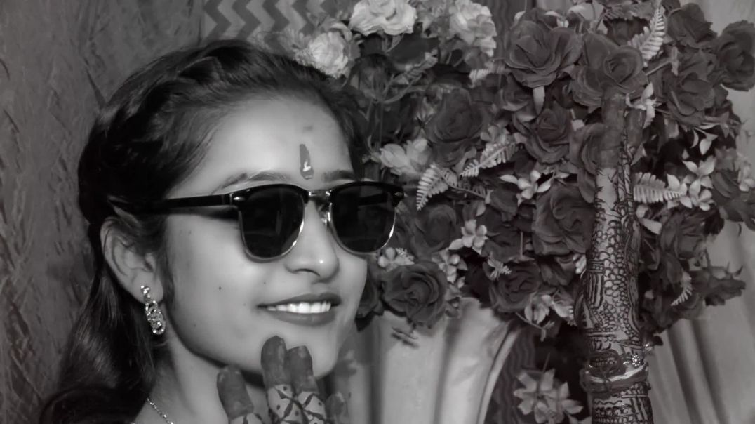 ⁣“मेहंदी की खुशबू, दुल्हन का जादू” 🌿💫