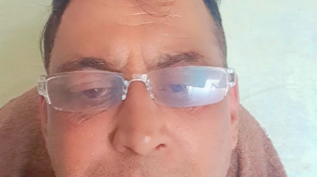 ⁣Facebook profile issue