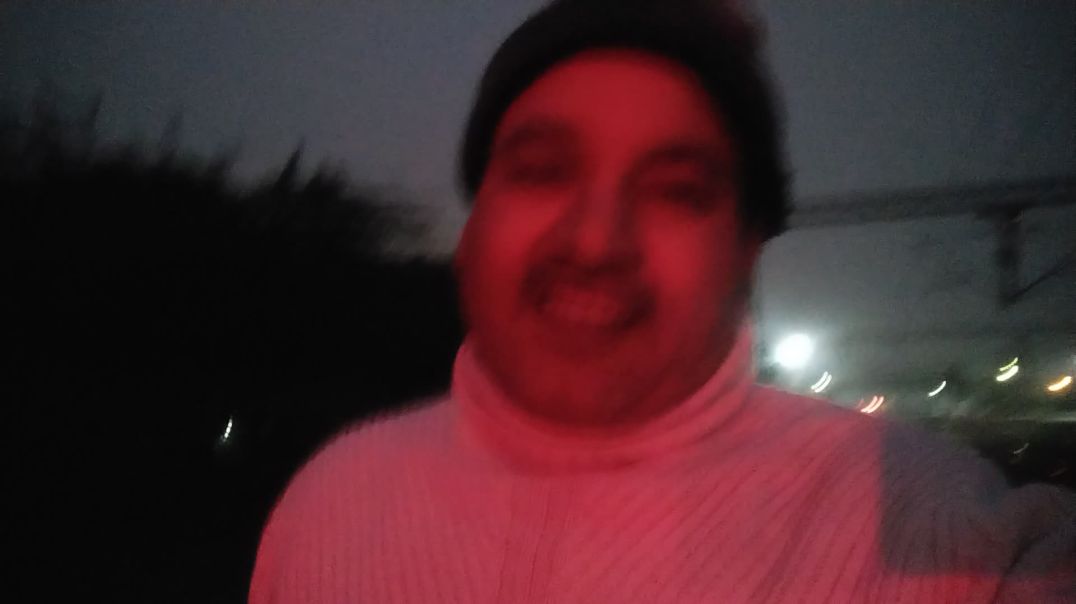 ⁣Light Of Red Signal 🚦