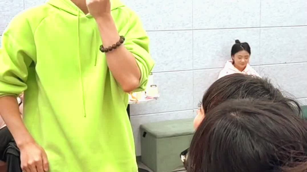 ⁣Aapna tube ka viral video