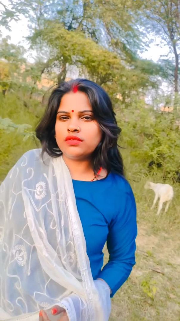 एक नजर तू देखे कभी आए ना#apna tube# short video प्लीज चैनलसब्सक्राइब 🙏👍VID-20251112-WA0026