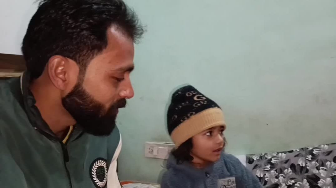 ⁣Agar ghar me chhota bachha hai… to entertainment free milta hai 😄👶❤️