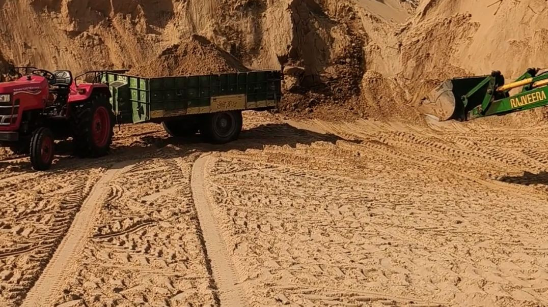 ⁣John deere 5050 D lodar se traly full ki mitti ki