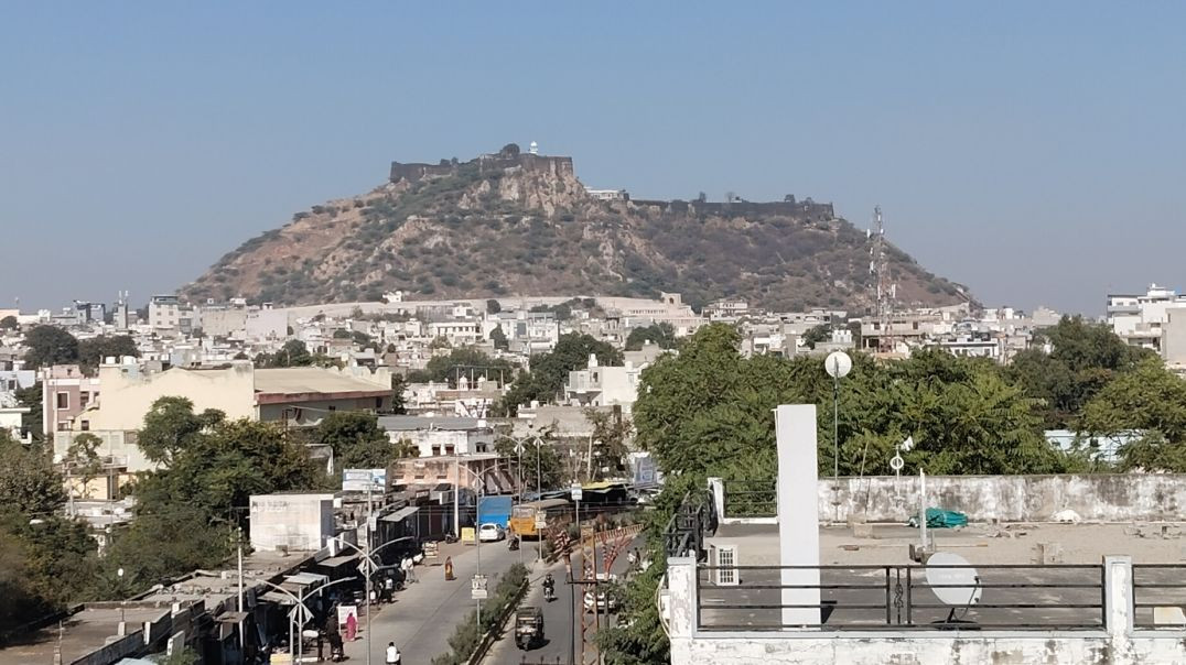 ⁣Cycle से stunt कर दिया 🤭🤭