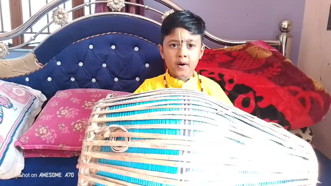 ⁣Raghupati Raghav Raja Ram ll New Soulful Bhajan ll Riyansika samaddar