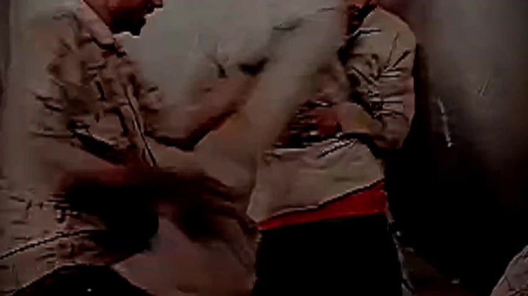 ⁣#काम वाला भाई #कमेंट करने #वाले लोग करो वेल्डिंग