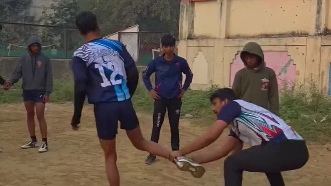 ⁣Ankle hold skill practice