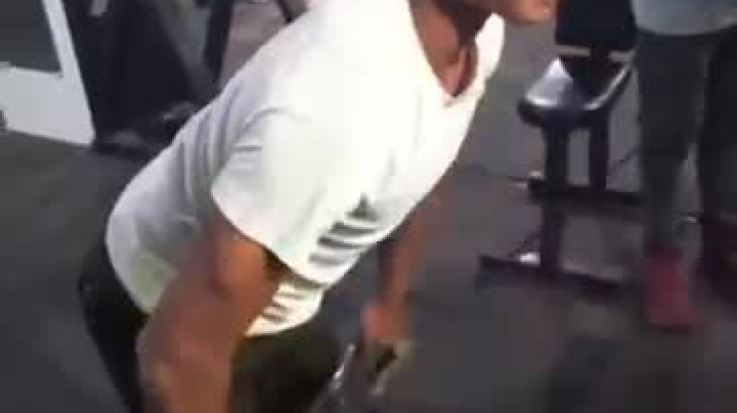 ⁣Aaj hamne liye back ke katarnak set(360P)