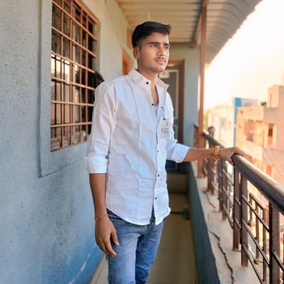 103766958267459817722