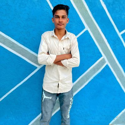 102439161367087614992 