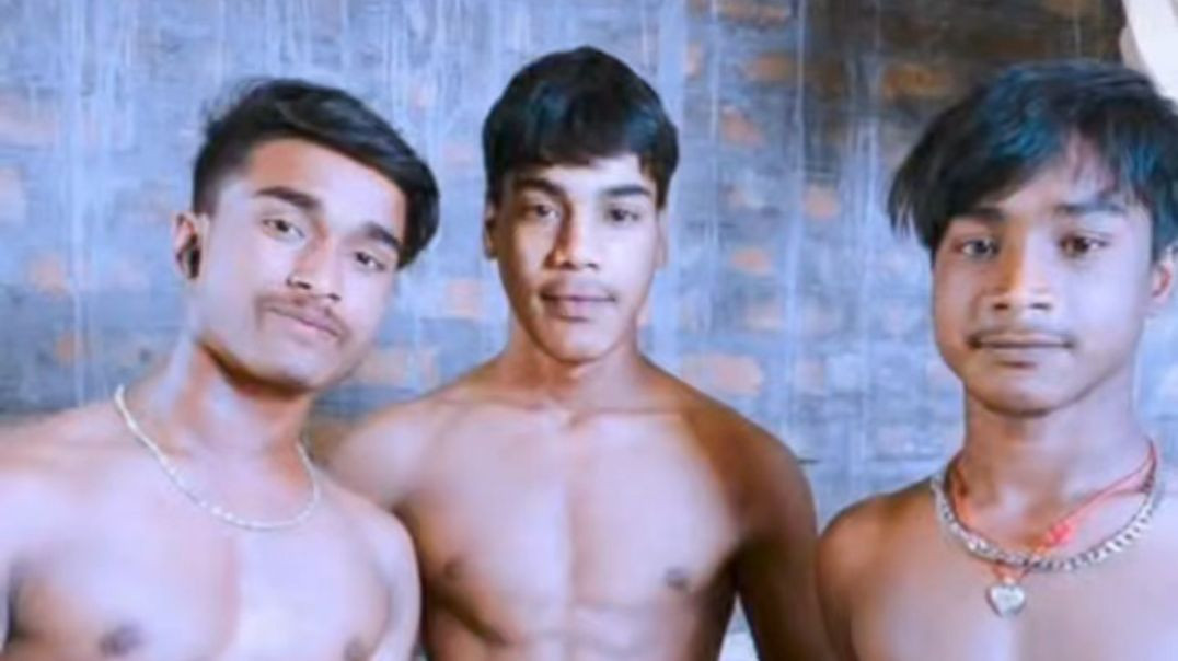 ⁣Motion in Silence.” “Feel the Frame.” “Blurred but Real.” “Every second hits.” “Cinematic Mode