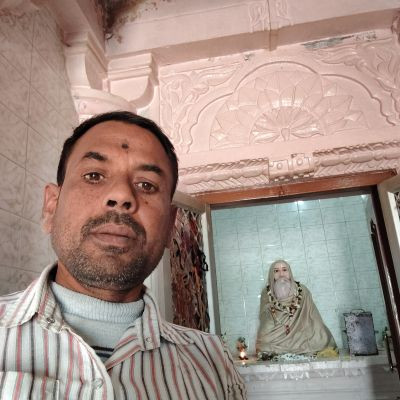 117285046681983094582 