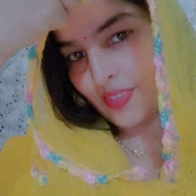 priyanka112890460964817743931 