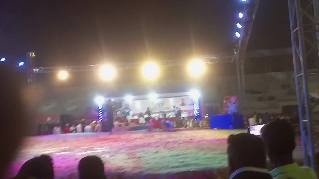 ⁣Ladkiyon ki kusti  apna jamui Bihar me