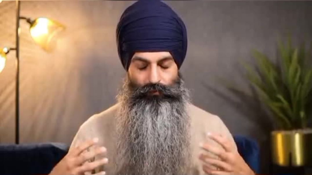 ⁣Sakyamuni buddha learning about purpose of life